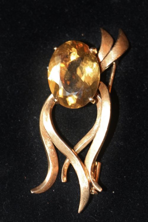 19th Century Continental (16ct Gold Brooch
