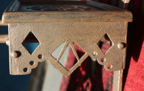 FINE 19TH CENTURY WELSH FIRESIDE FOOTMAN TRIVET - ADDITIONAL PHOTO 6