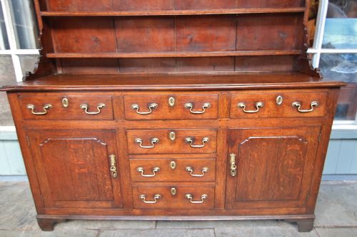 GOOD 5FT LATE GEORGIAN OAK DRESSER PLATES - ADDITIONAL PHOTO 1