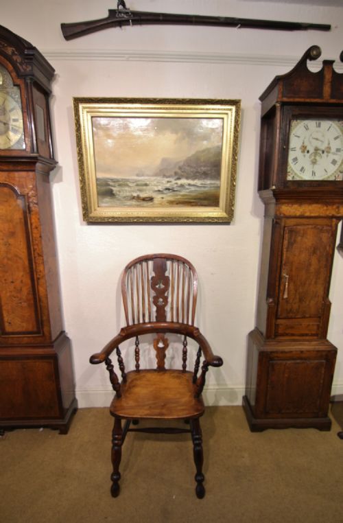 19TH CENTURY BROAD ARM YEW WOOD WINDSOR ARMCHAIR - ADDITIONAL PHOTO 10