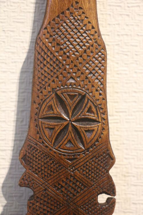 19TH CENTURY CARVED FOLK ART HARDWOOD DISTAFF - ADDITIONAL PHOTO 11