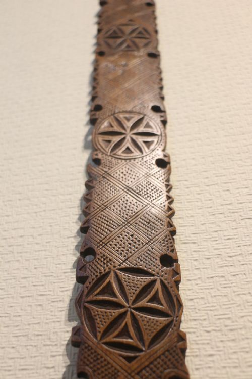 19TH CENTURY CARVED DISTAFF - ADDITIONAL PHOTO 6