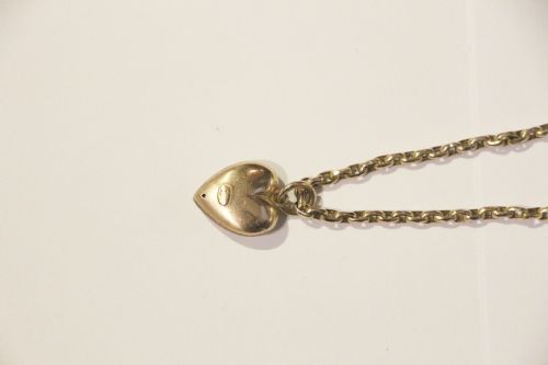 INE 9CT GOLD NECKLACE WITH HEART PENDANT - ADDITIONAL PHOTO 1