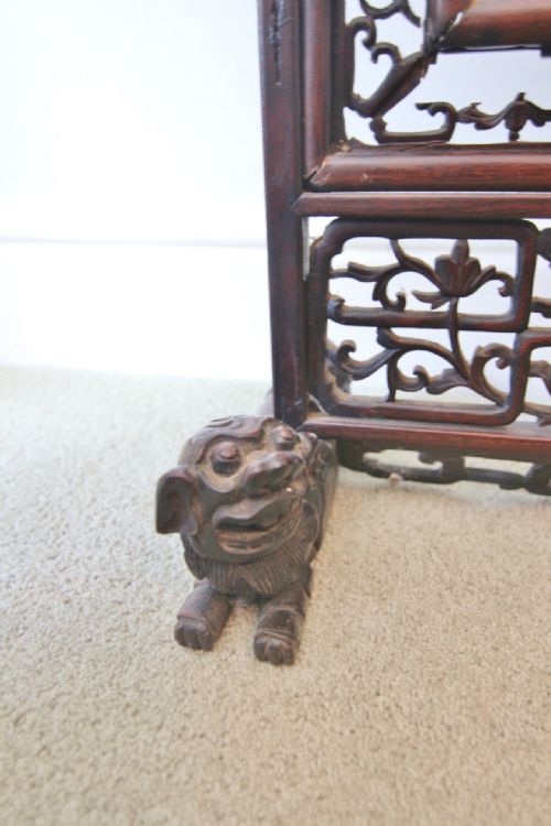 FINE 19TH CENTURY HARDWOOD CHINESE SILK FIRESCREEN - ADDITIONAL PHOTO 4