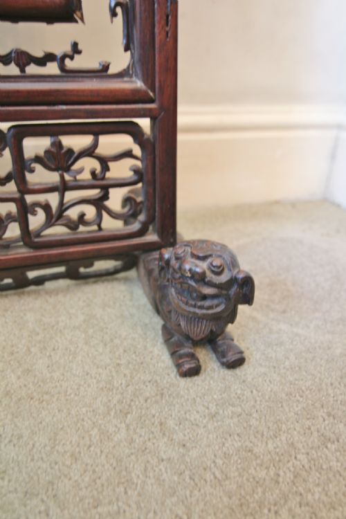 FINE 19TH CENTURY HARDWOOD CHINESE SILK FIRESCREEN - ADDITIONAL PHOTO 5