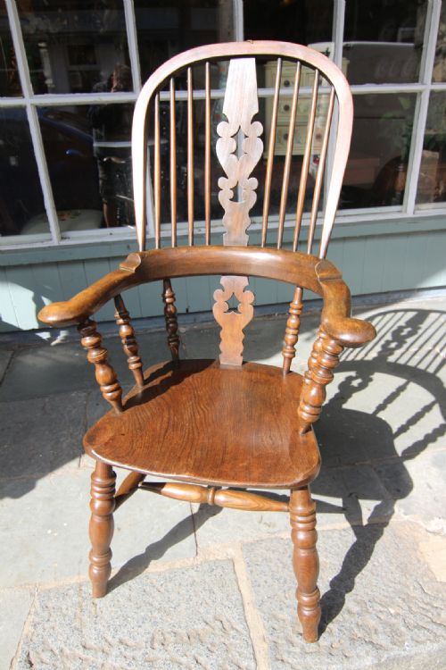 DARK ELM BROAD ARM WINDSOR - ADDITIONAL PHOTO 1