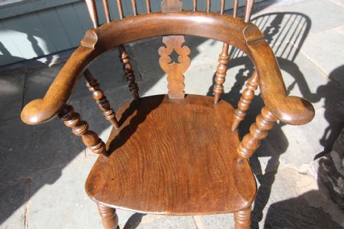 DARK ELM BROAD ARM WINDSOR - ADDITIONAL PHOTO 3