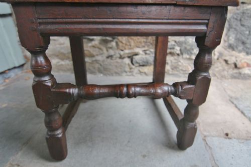 LATE 17TH CENTURY OAK CHAIR - ADDITIONAL PHOTO 2