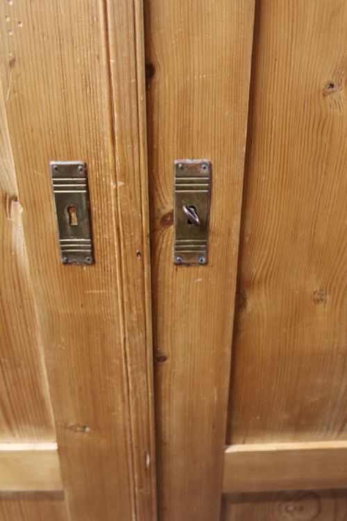 CONTINENTAL PINE DOUBLE WARDROBE WITH SINGLE DEEP DRAWER - ADDITIONAL PHOTO 3