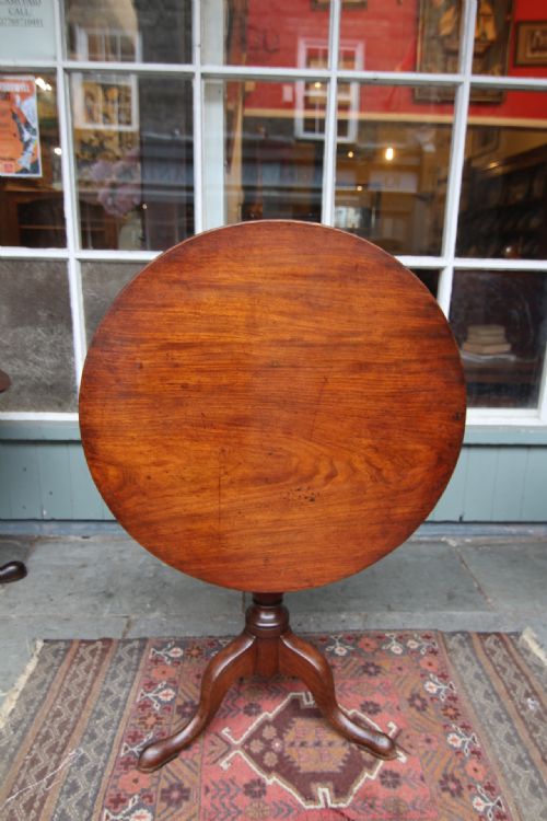 18TH CENTURY GOLDEN MAHOGANY TILT TOP TRIPOD TABLE - ADDITIONAL PHOTO 7