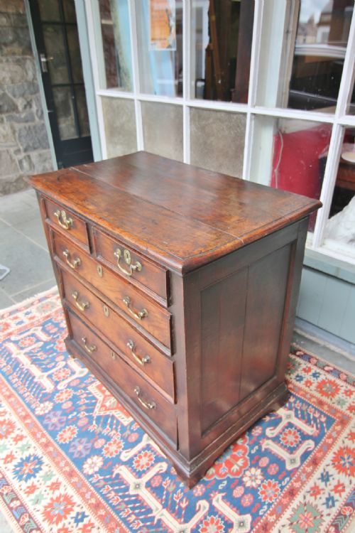 18TH CENTURY OAK CHEST OF DRAWERS - ADDITIONAL PHOTO 7