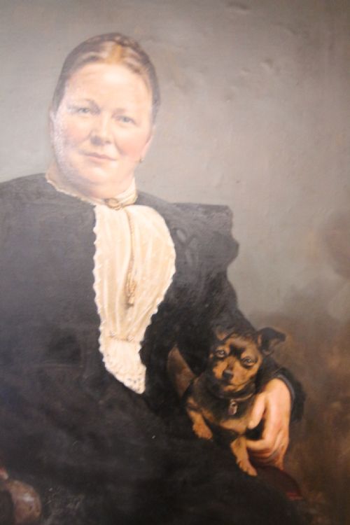 EDWARDIAN CHIRPY LADY WITH DOG OIL PORTRAIT 'J CECIL BRADSHAW' - ADDITIONAL PHOTO 14