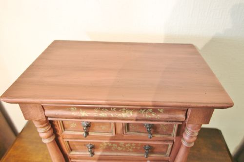 19TH CENTURY MINIATURE APPRENTICE CHEST OF DRAWERS WITH SECRET DRAWER - ADDITIONAL PHOTO 5