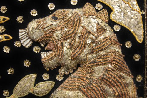 LARGE TIGER DRAGON RELIEF HANGING EMBROIDERY - ADDITIONAL PHOTO 2