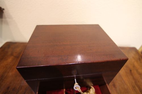 GEORGIAN MAHOGANY BOX WITH DRAWER - ADDITIONAL PHOTO 4