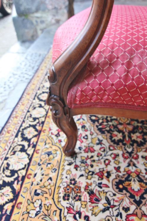 GOOD QUALITY ROSEWOOD UPHOLSTERED NURSING BEDROOM CHAIR - ADDITIONAL PHOTO 3
