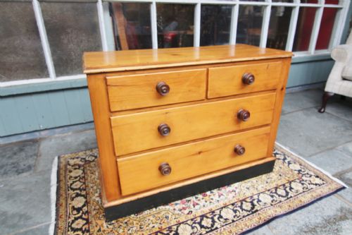 19TH CENTURY PINE 4 DRAWER CHEST OF DRAWERS