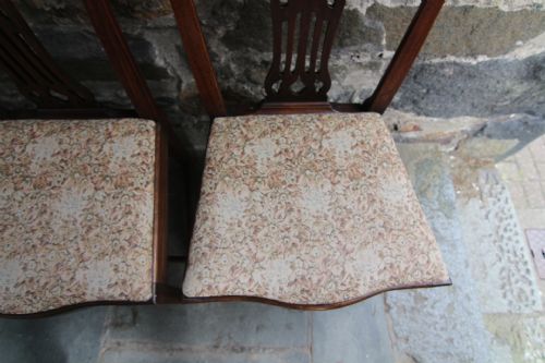 PAIR OF 19TH CENTURY UPHOLSTERED CHAIRS - ADDITIONAL PHOTO 5
