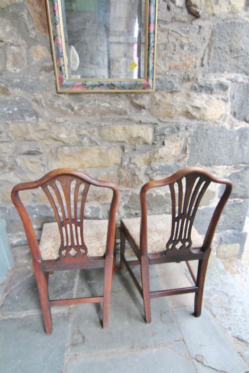 PAIR OF 19TH CENTURY UPHOLSTERED CHAIRS - ADDITIONAL PHOTO 6
