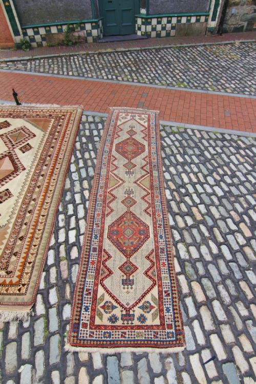 LARGE HEAVY IRANIAN SAHAB RUG RUNNER - ADDITIONAL PHOTO 1