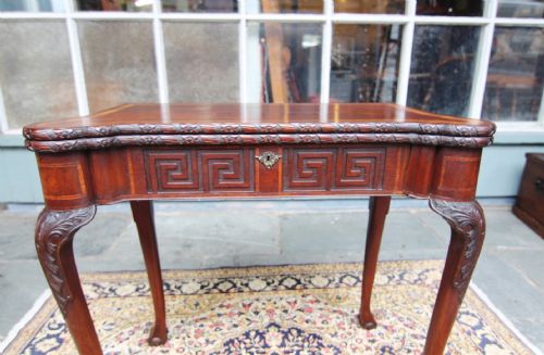 FINE IRISH MAHOGANY GAMES TABLE - ADDITIONAL PHOTO 6