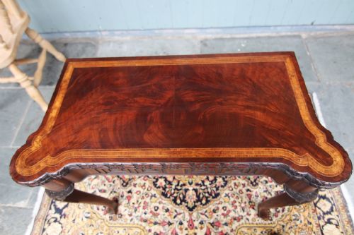 FINE IRISH MAHOGANY GAMES TABLE - ADDITIONAL PHOTO 18