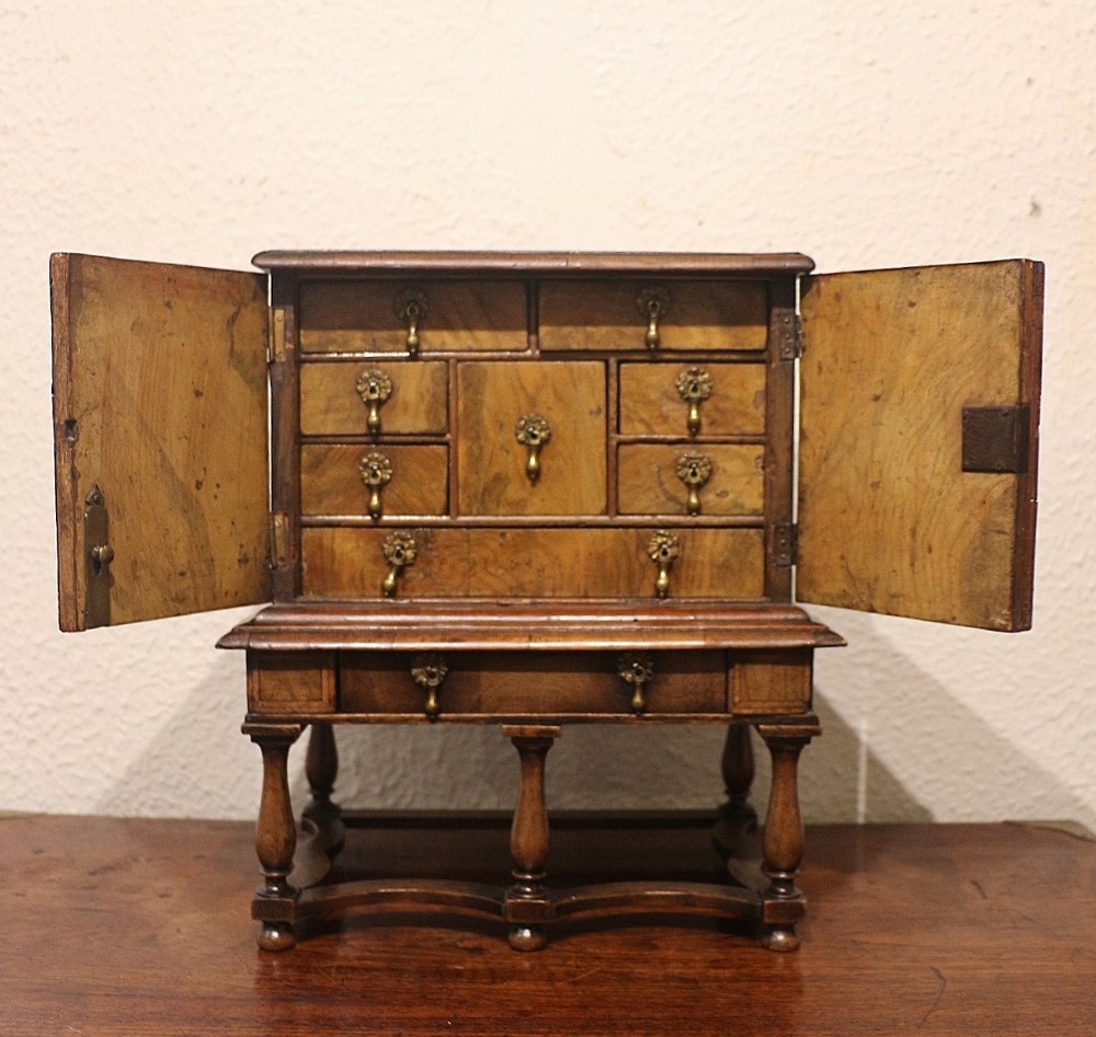 RARE 18TH CENTURY MINIATURE BURR WALNUT CHEST ON STAND