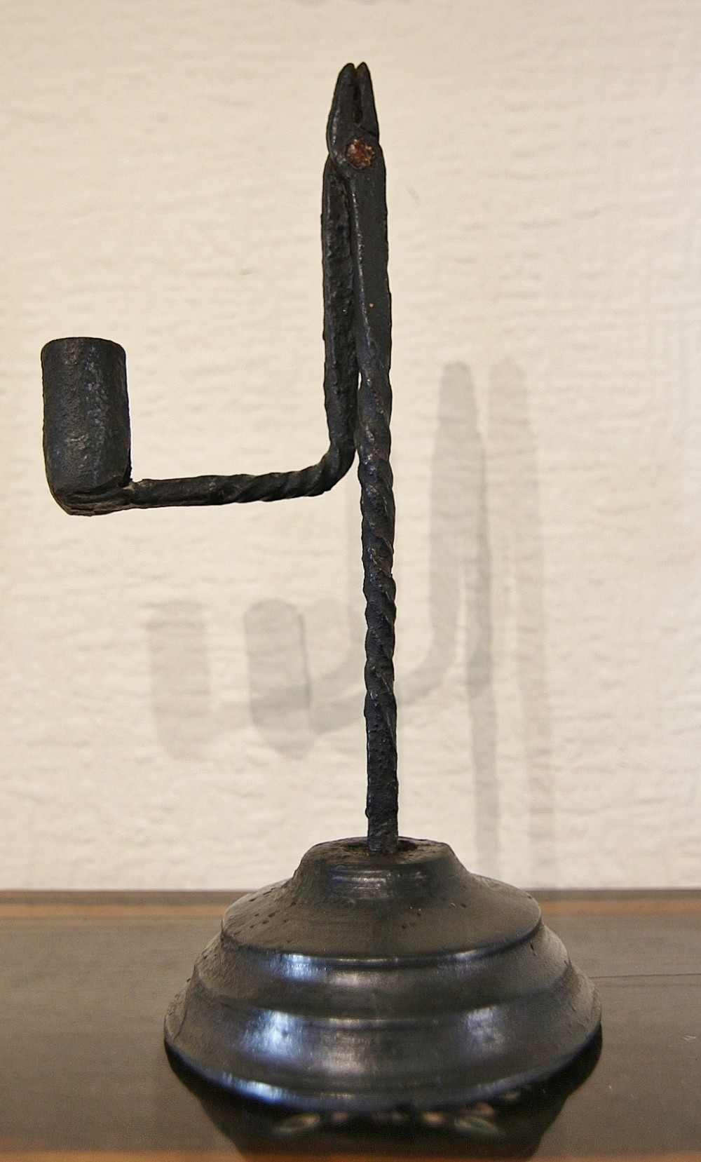 18TH CENTURY RUSH LIGHT 