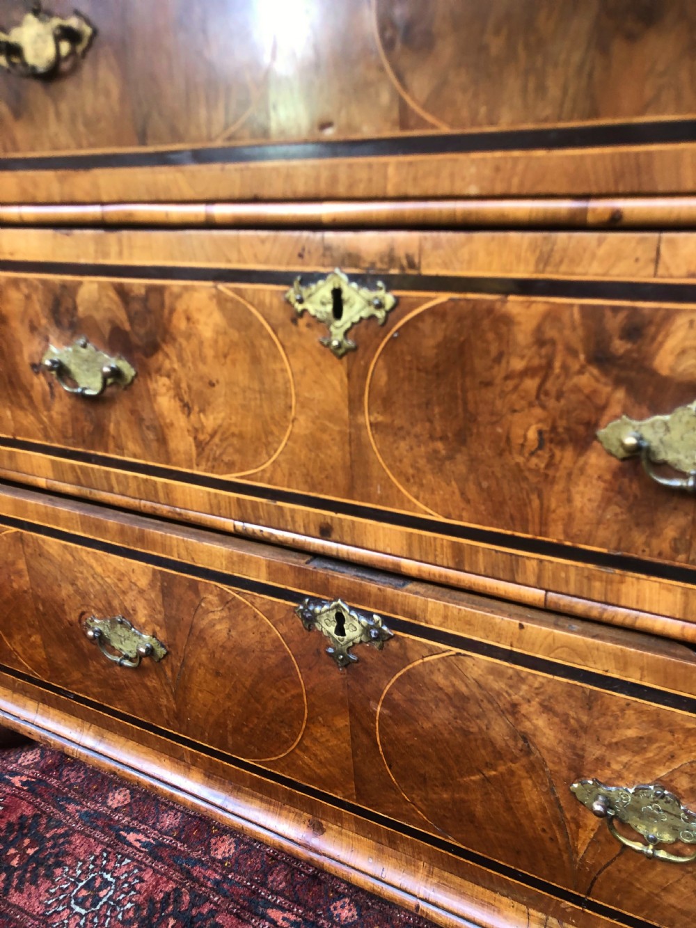 18th CENTURY WALNUT CHEST OF DRAWERS View XI