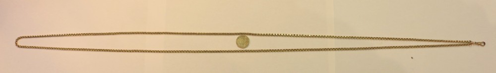 A long 30-inch 9ct yellow gold belcher chain featuring uniform interlocking links and a swivel clasp attachment.