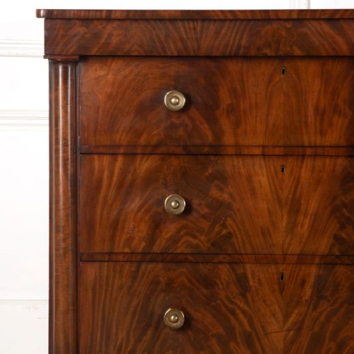A RARE PAIR OF REGENCY MAHOGANY CHEST OF DRAWERS - ADDITIONAL PHOTO 4