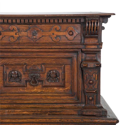RARE C17TH OAK ENCLOSED CHEST - ADDITIONAL PHOTO 4