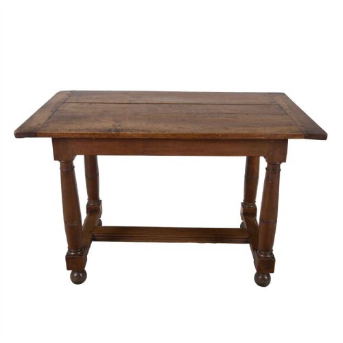 18TH CENTURY FRENCH WALNUT HALLCENTRE TABLE - ADDITIONAL PHOTO 1