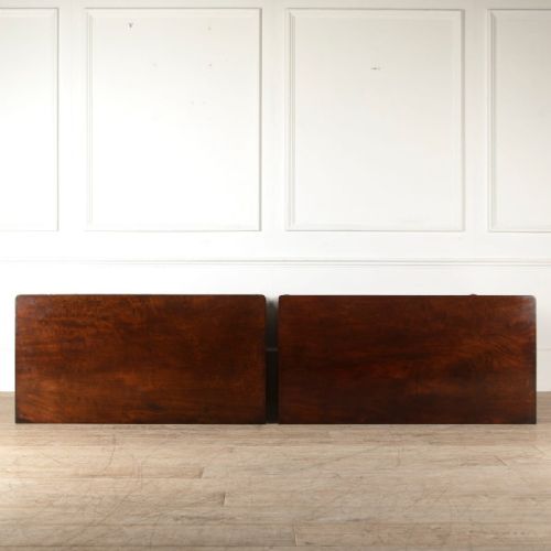 A RARE PAIR OF REGENCY MAHOGANY CHEST OF DRAWERS - ADDITIONAL PHOTO 1