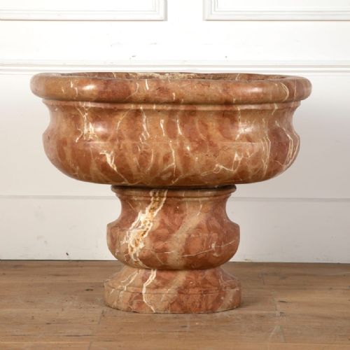 LARGE C18TH ITALIAN MARBLE CISTERN - ADDITIONAL PHOTO 1