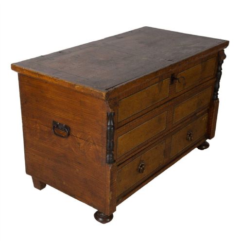 19th century grained oak decorated chest - CATEGORY: ANTIQUE CHESTS - DATED 19TH CENTURY