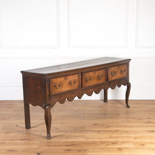 GOOD 18TH CENTURY OAK DRESSER - ADDITIONAL PHOTO 1