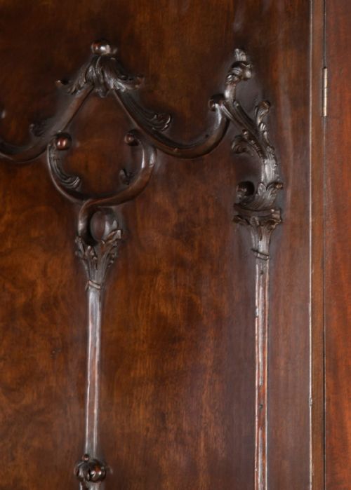 18TH CENTURY MAHOGANY LINEN PRESS - ADDITIONAL PHOTO 3