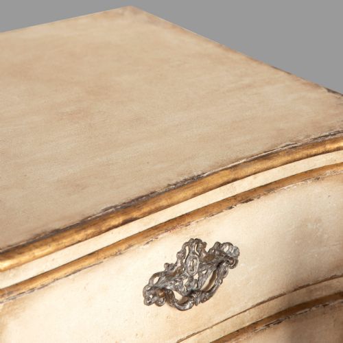 IMPORTANT PAIR OF 18TH CENTURY PORTUGUESE COMMODES - ADDITIONAL PHOTO 2