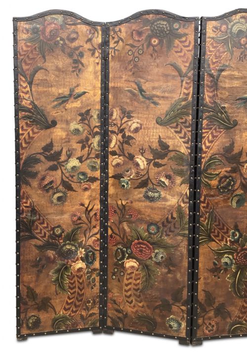 19TH CENTURY DECORATED LEATHER SCREEN - ADDITIONAL PHOTO 6