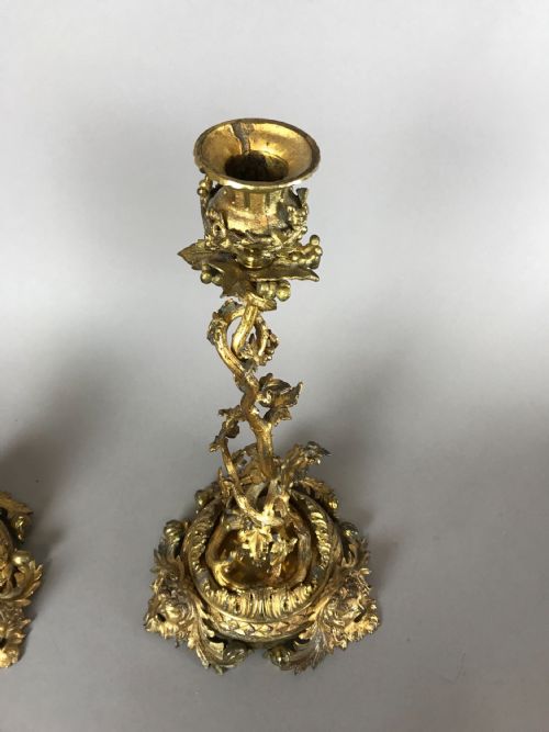 C18TH PAIR OF GILT BRONZE CANDLESTICKS - ADDITIONAL PHOTO 3