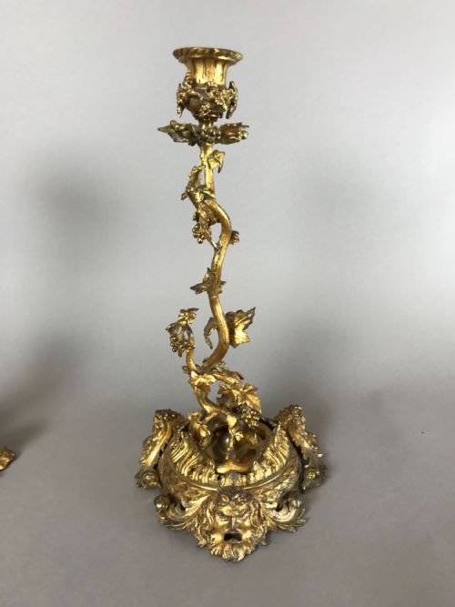C18TH PAIR OF GILT BRONZE CANDLESTICKS - ADDITIONAL PHOTO 5