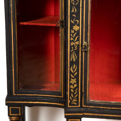 C19TH SHAPELY DECORATED SIDE CABINET - ADDITIONAL PHOTO 8