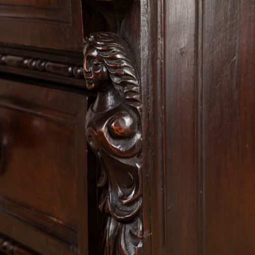17TH CENTURY ITALIAN RENAISSANCE COMMODE - ADDITIONAL PHOTO 6
