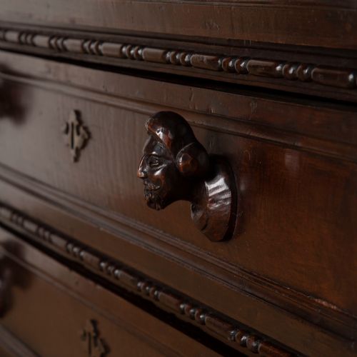 17TH CENTURY ITALIAN RENAISSANCE COMMODE - ADDITIONAL PHOTO 15