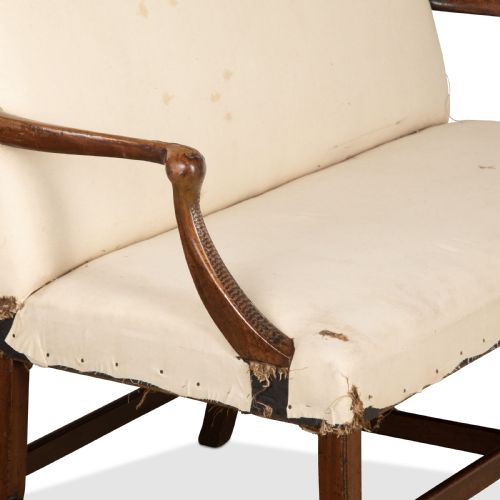 C18TH CARVED WALNUT SETTEE - ADDITIONAL PHOTO 3