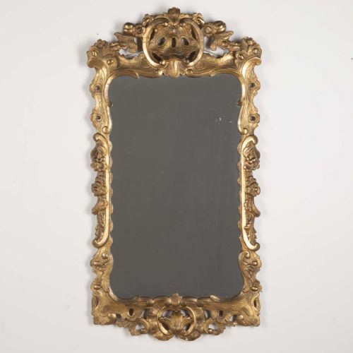 18th century irish carved giltwood mirror - CATEGORY: ANTIQUE MIRRORS - DATED 19TH CENTURY