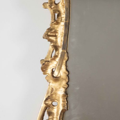 18TH CENTURY CARVED GILTWOOD WALL MIRROR - ADDITIONAL PHOTO 3