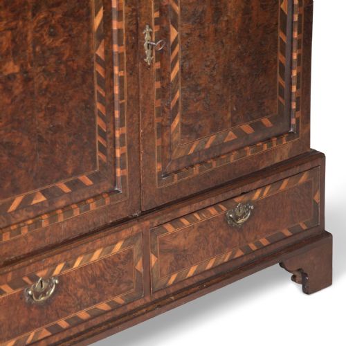 18TH CENTURY BURR YEW CABINET - ADDITIONAL PHOTO 4