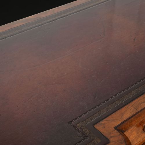 19TH CENTURY BURR WALNUT DESK - ADDITIONAL PHOTO 10